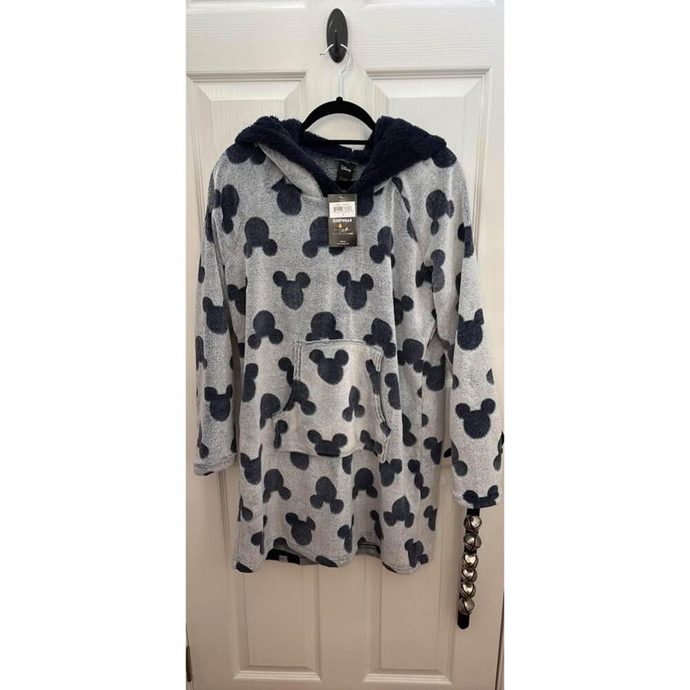 New Disney faux fur sleepwear hoodie ladies medium gray blue
